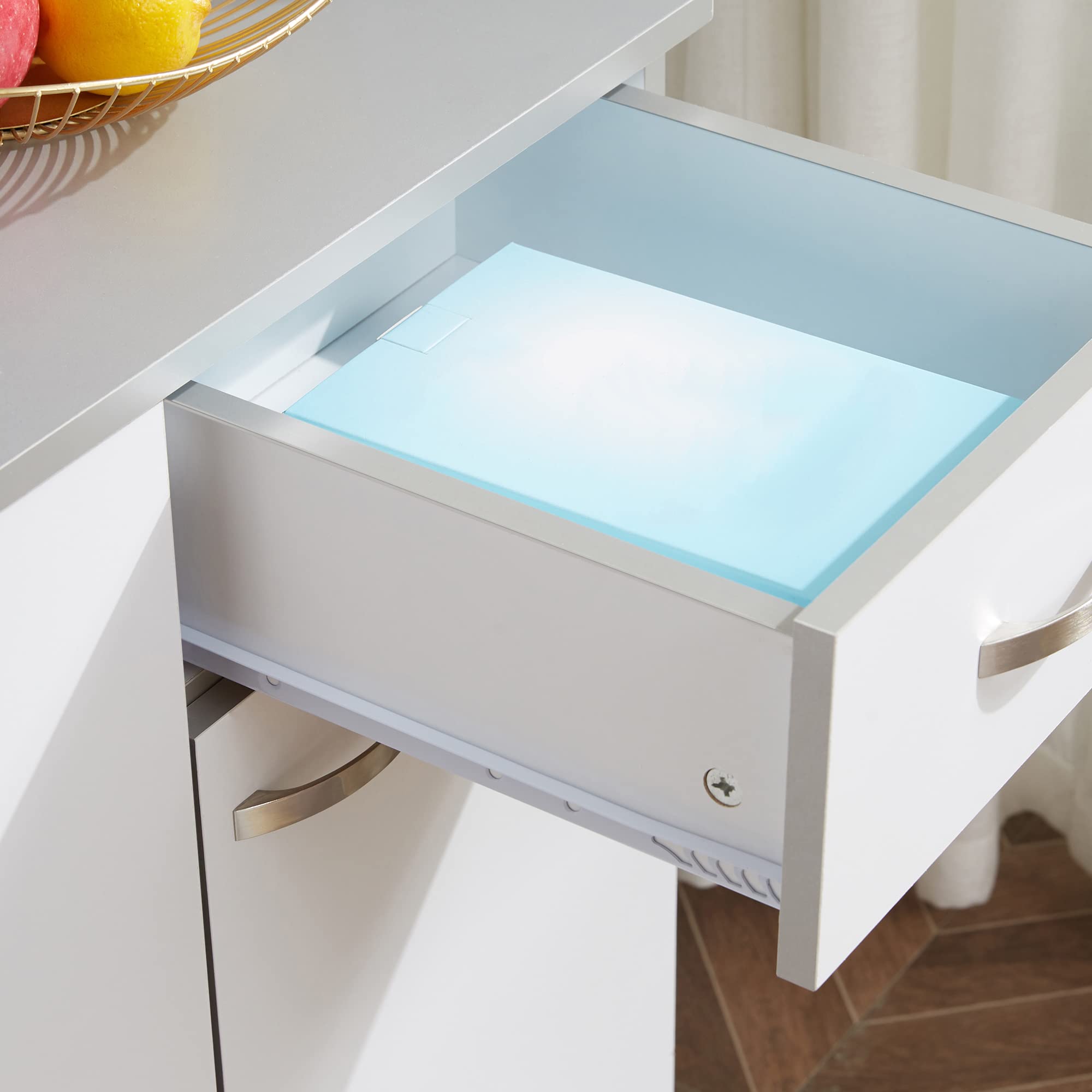 Freestanding Buffet with Hutch
