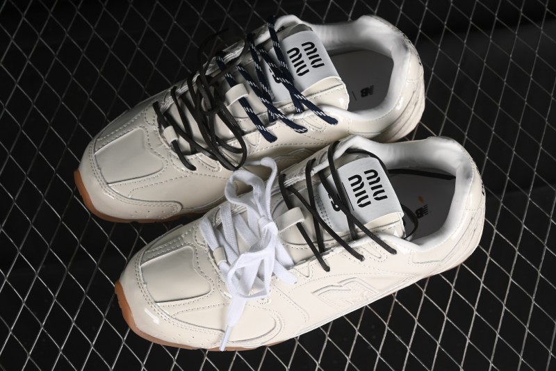 MiuMiu x New Balance 530
