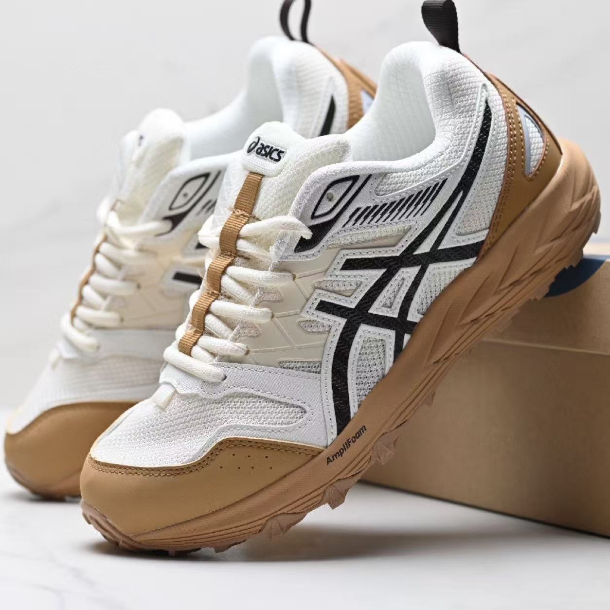 ASICS Gel-Sonoma
