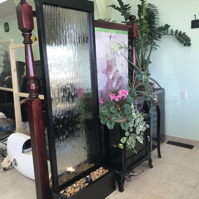 Statesboro Metal Mirror Fountain with Light