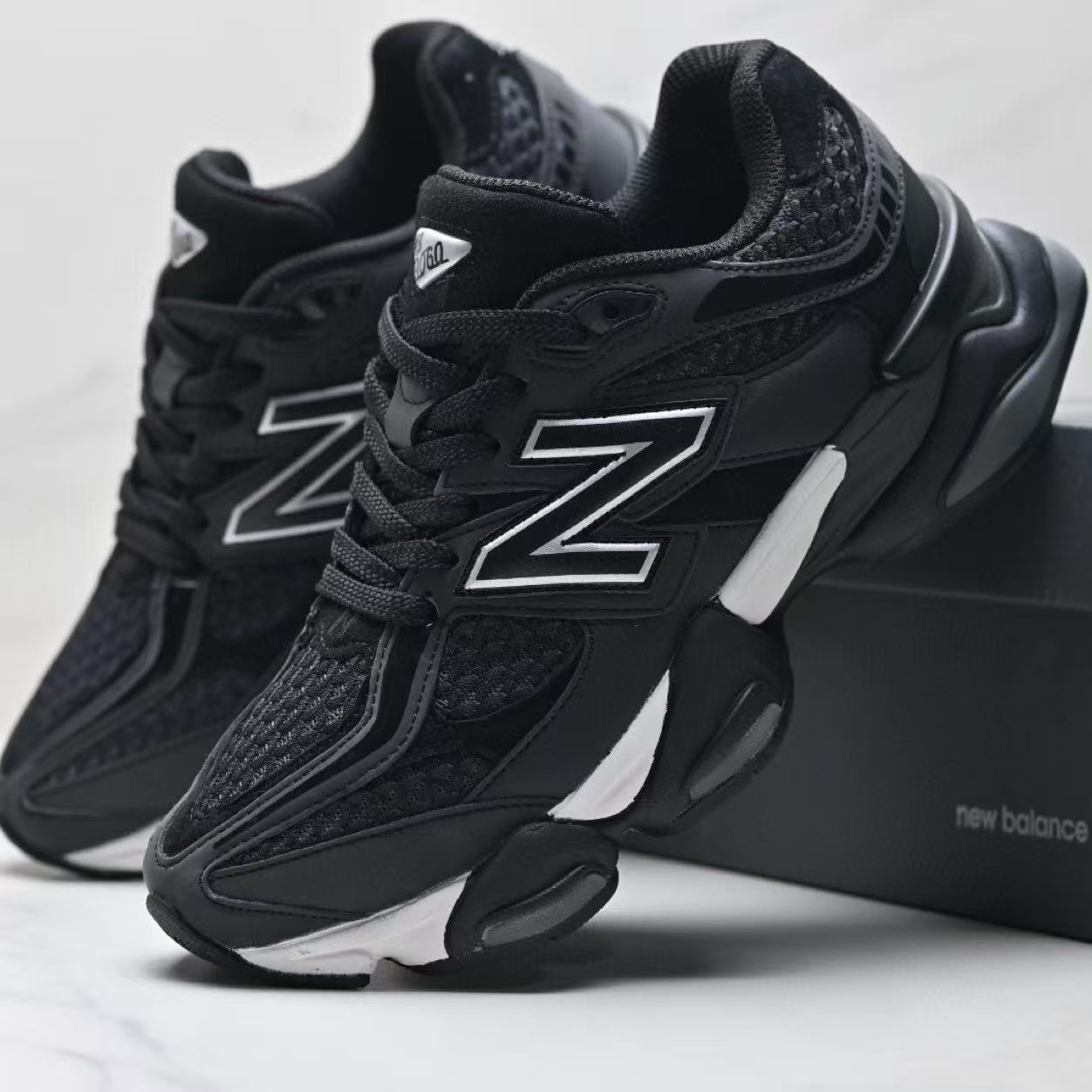 New Balance 9060