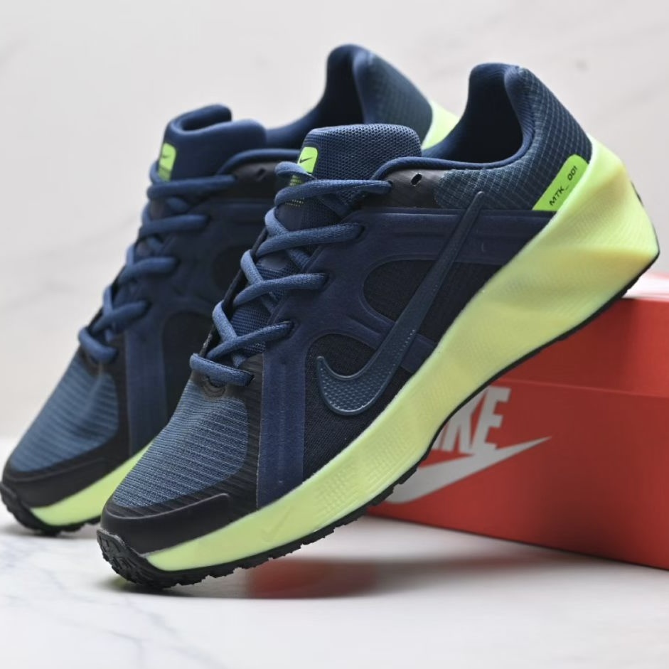 Nike Metro TEK