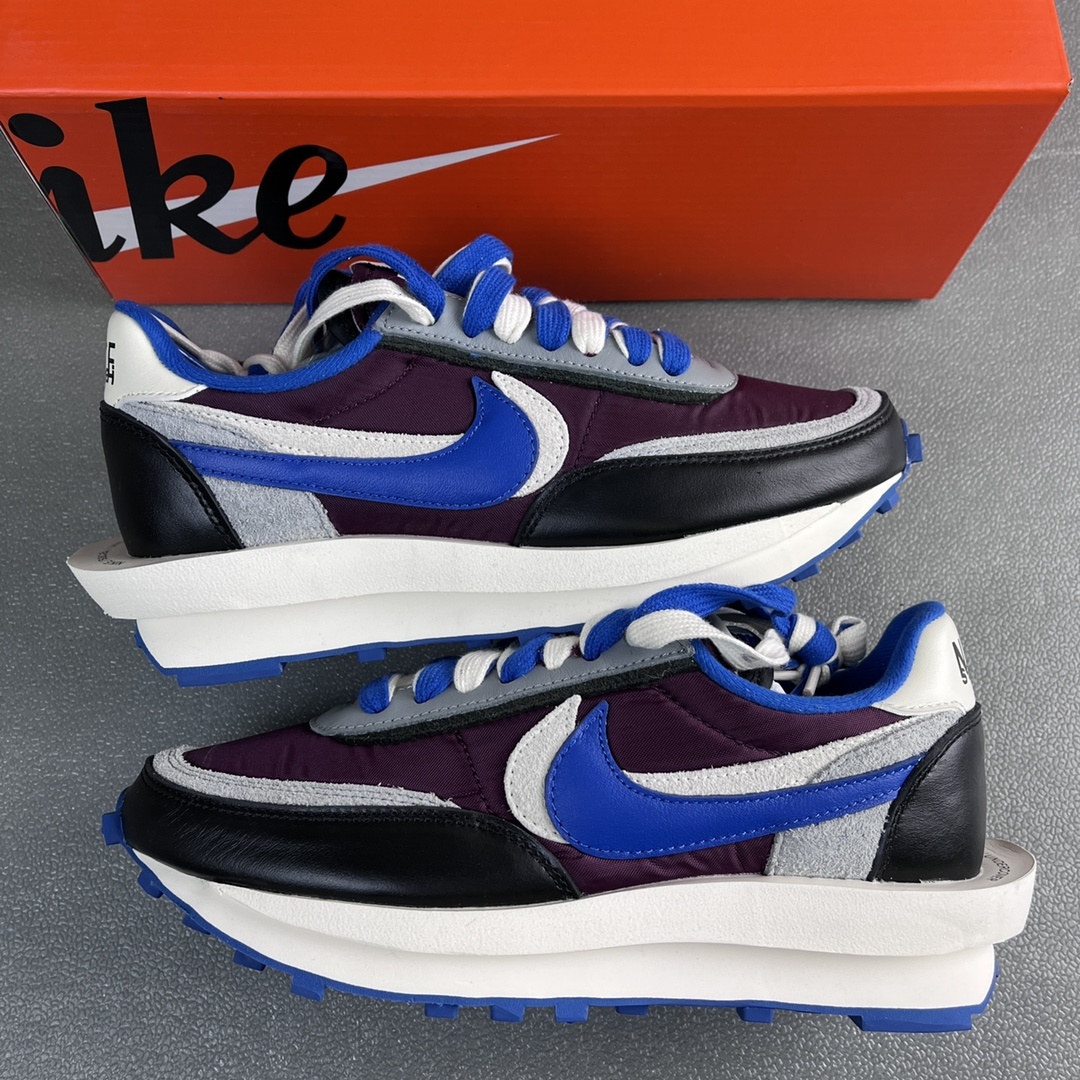 Nike x sacai Sneakers detail 3