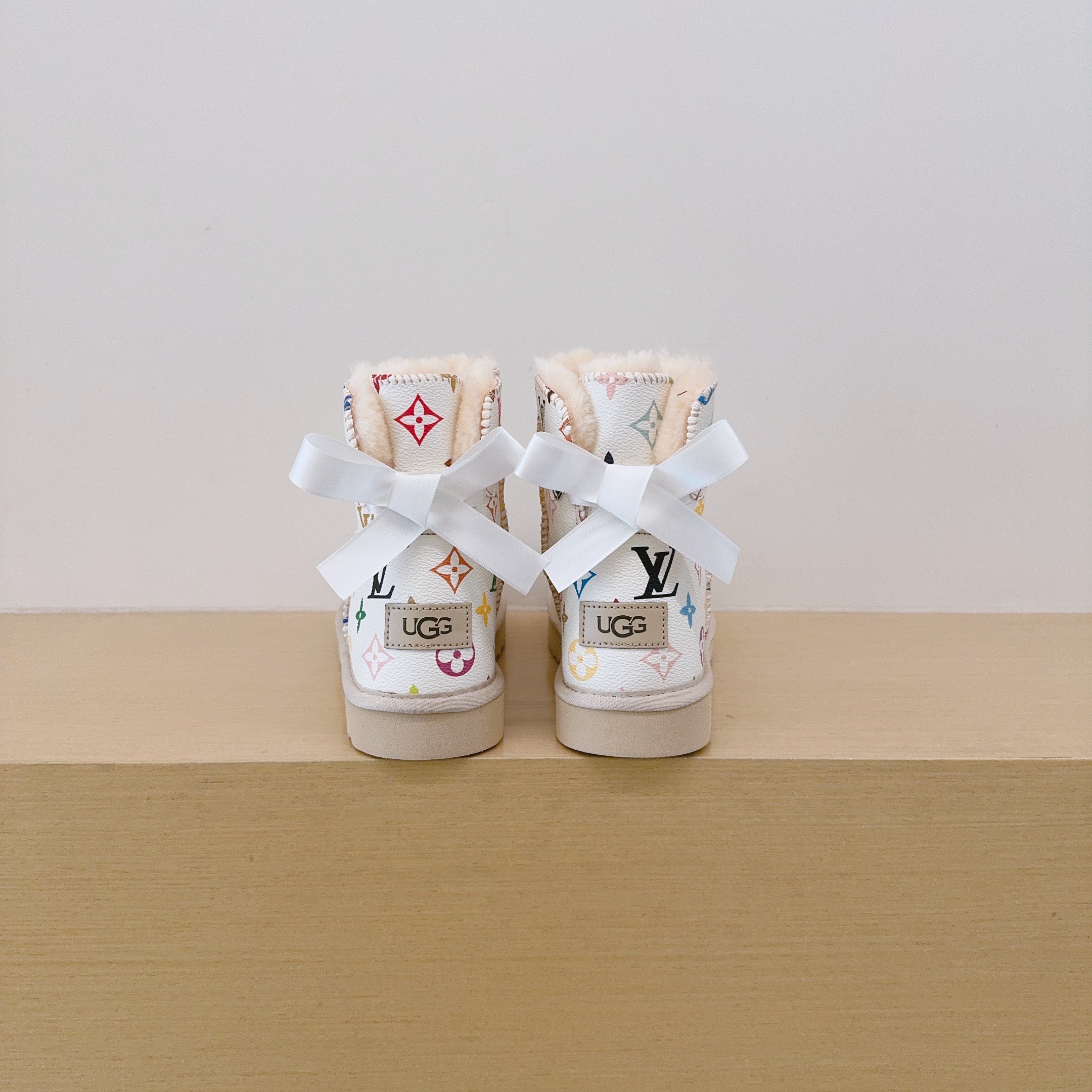 UGG Kids Collaboration Single Ribbon