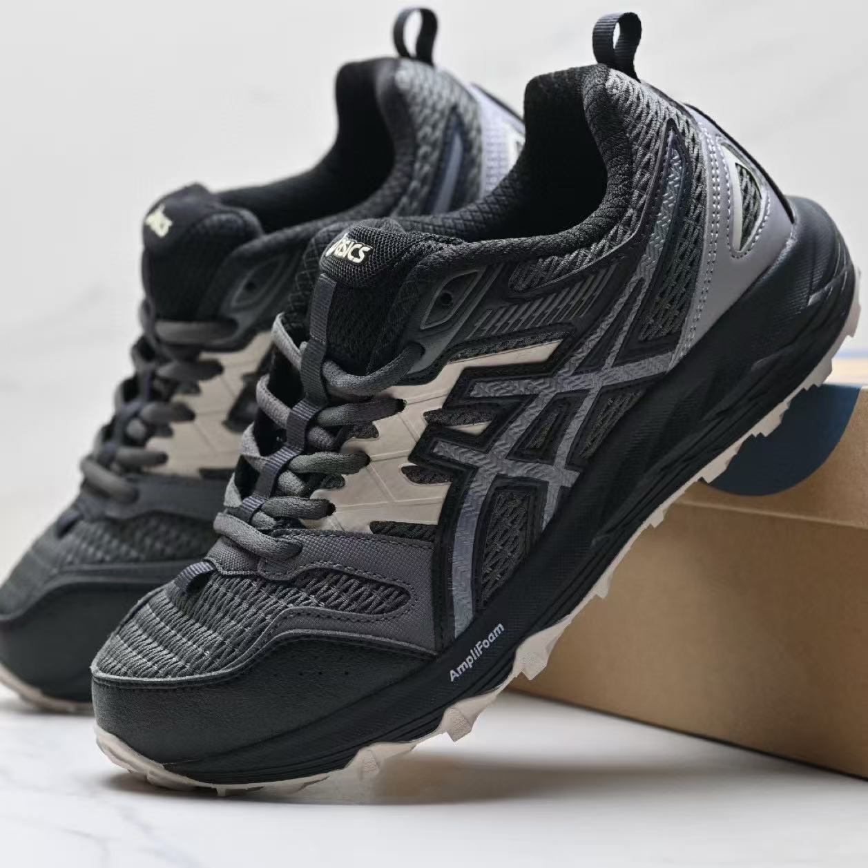 ASICS Gel-Sonoma