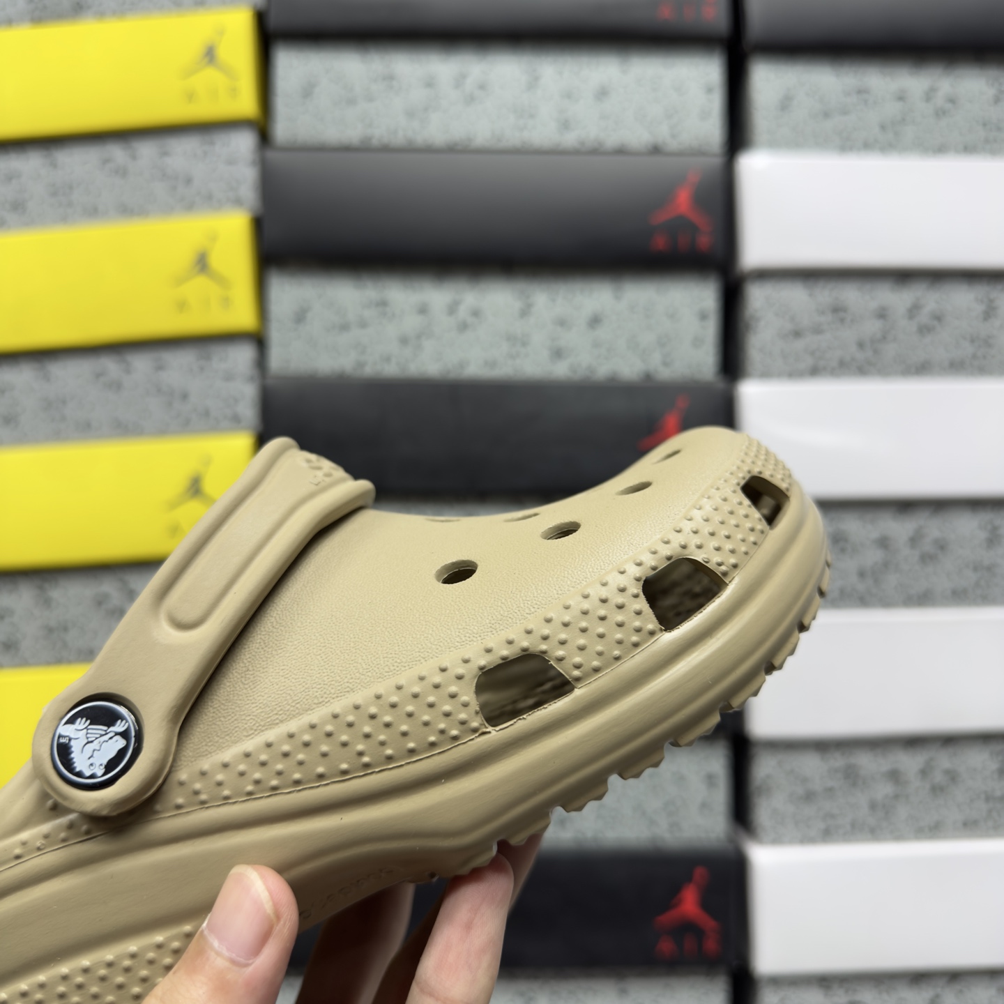 Crocs Star Clog - Khaki Detail 7