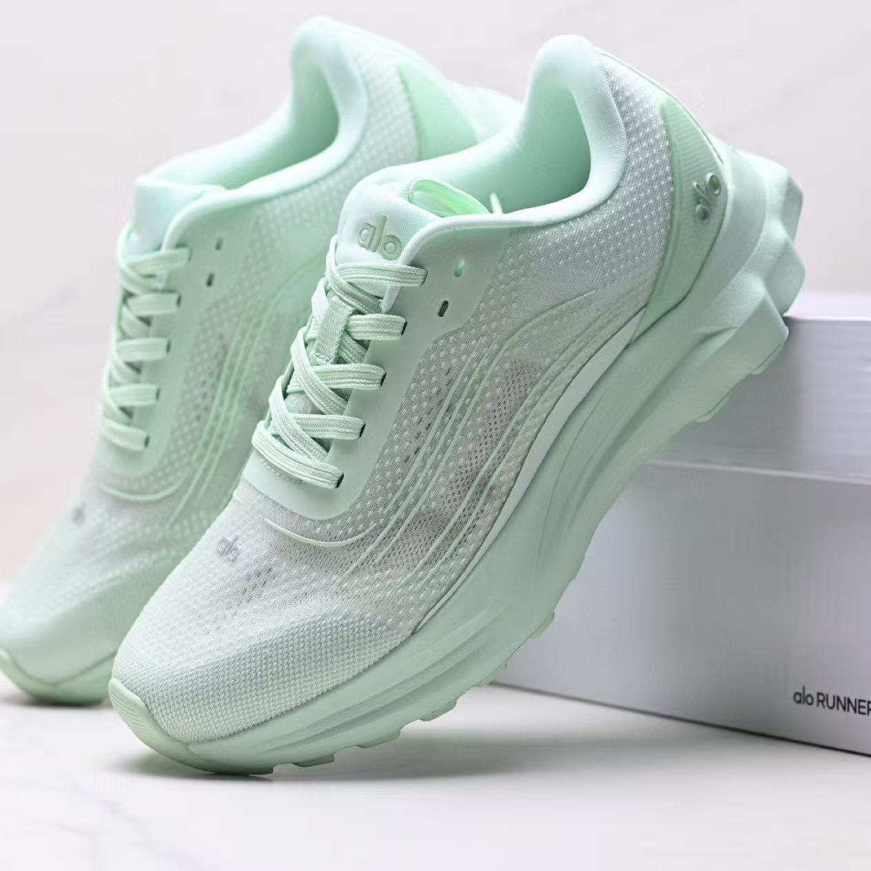Alo Runner 11