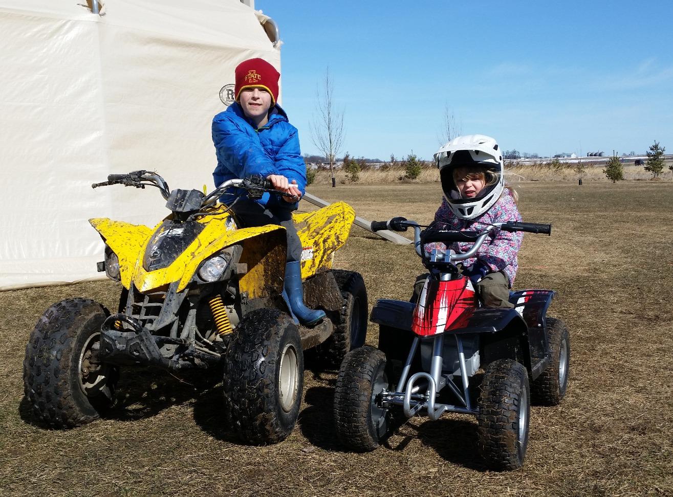 Razor Dirt Quad Electric Four-Wheeled Off-Road Vehicle