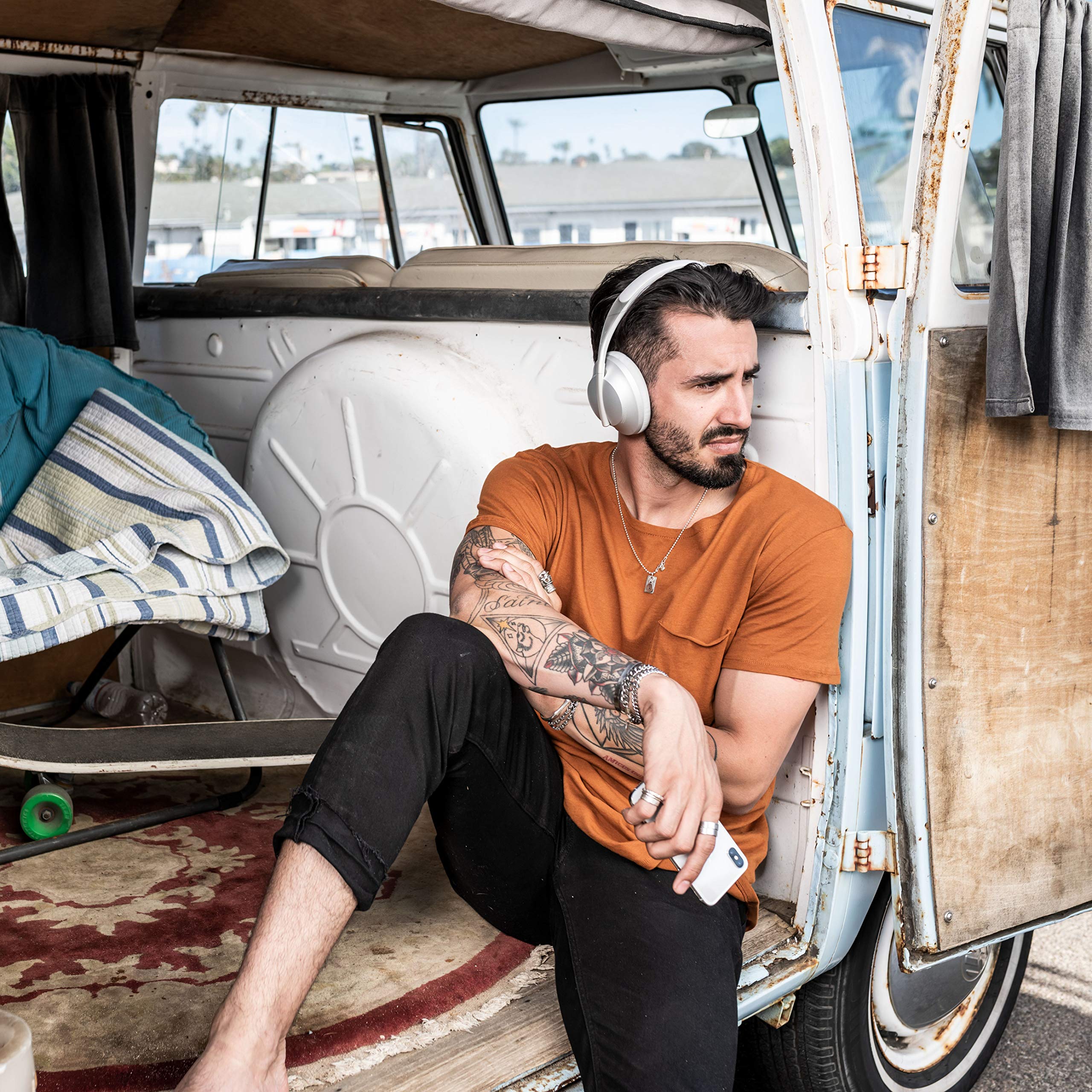 Noise Cancelling Headphones 700 - Over Ear