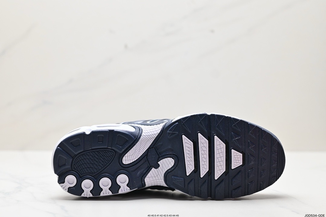 Air Max Plus Drift 63