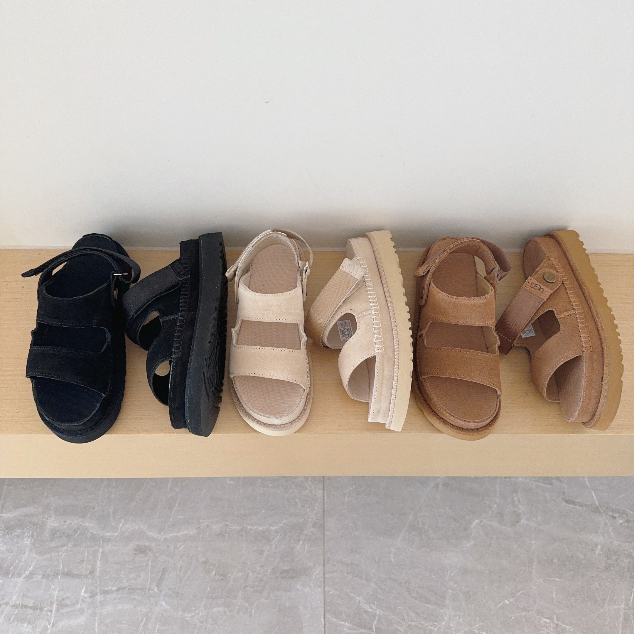 UGG Footwear Style 052