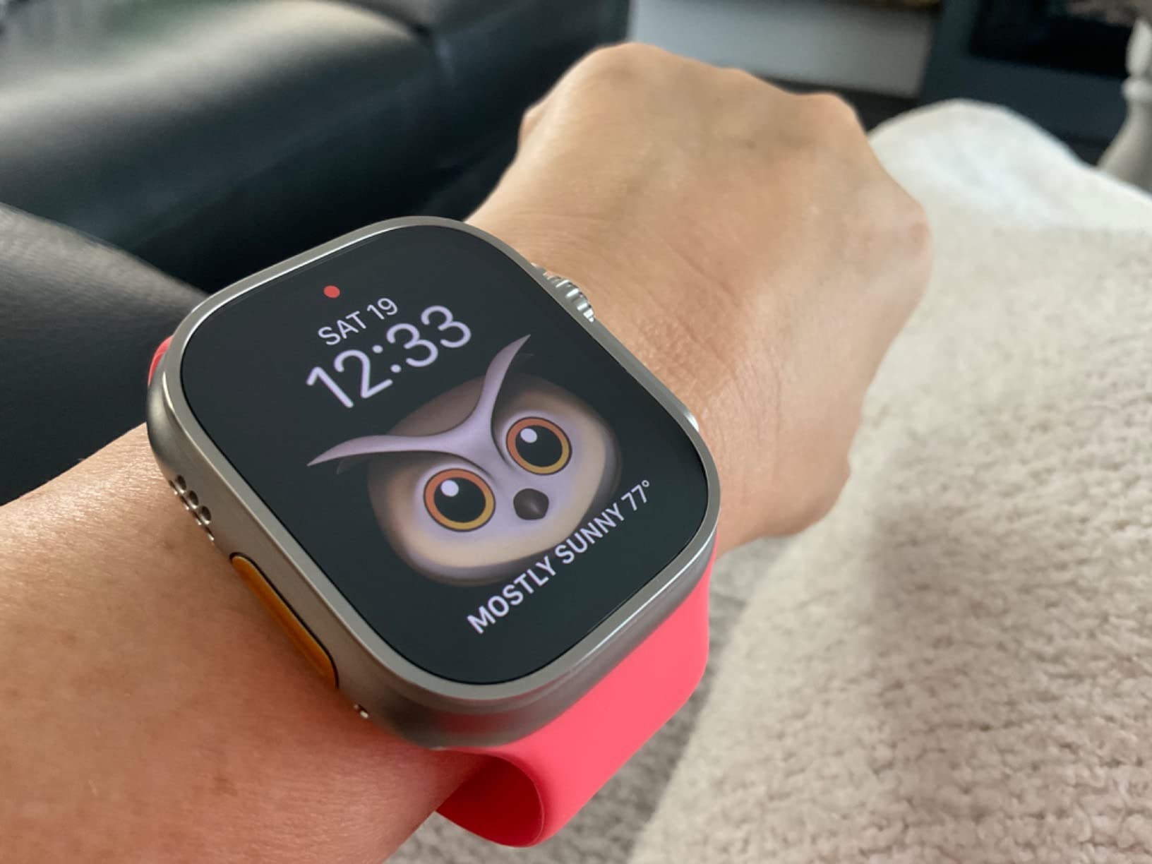 Apple Watch Ultra [GPS + Cellular 49mm] Smart Watch withRugged