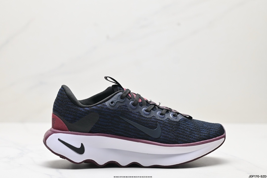 Nike MOTIVA