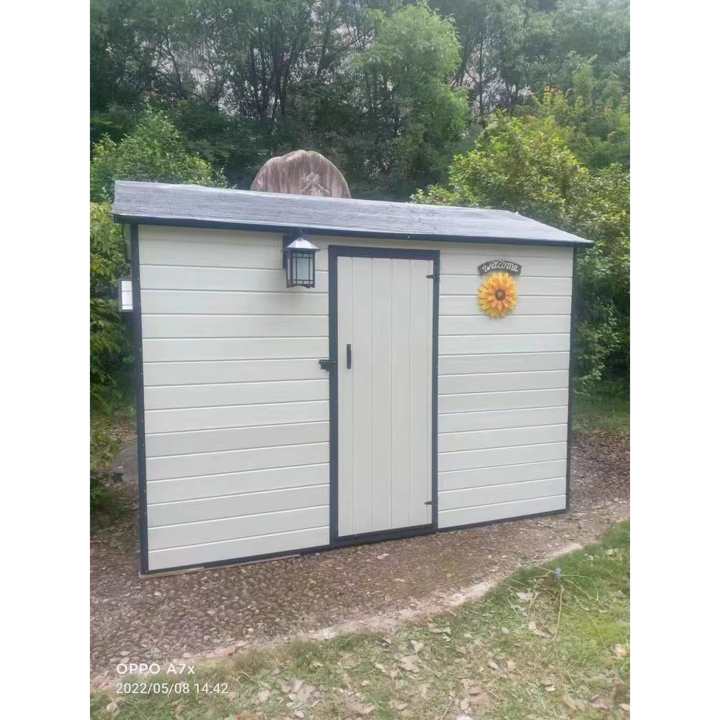 Outdoor storage room assembly simple mobile mobile tool room