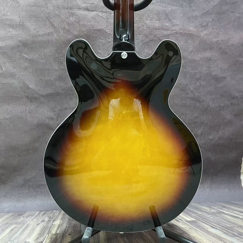 Custom ES-335 Electric Guitar Semi-Hollow Body Caramellato sunburst maple body