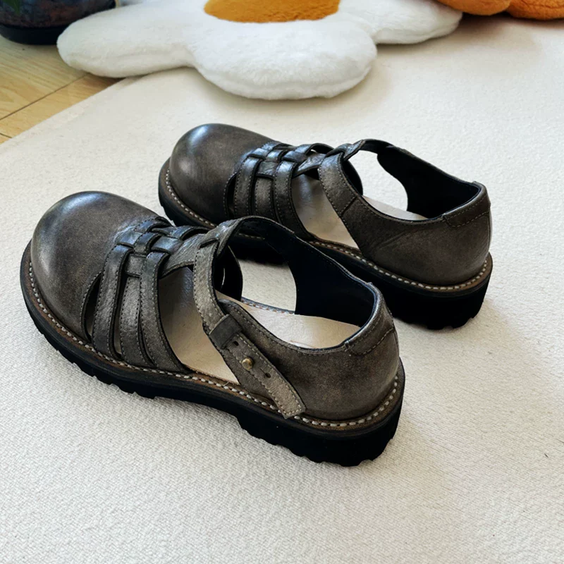 Women's retro roman sandals
