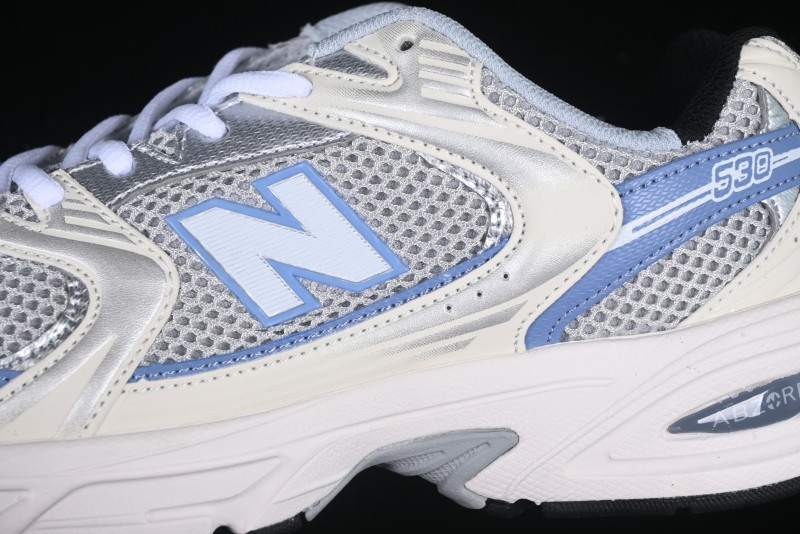 New Balance 530