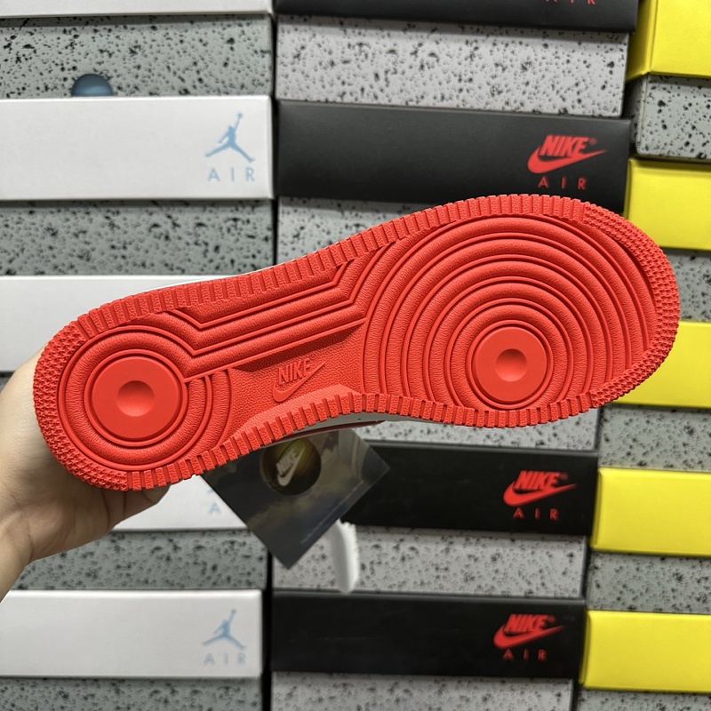Nike Air Force 1