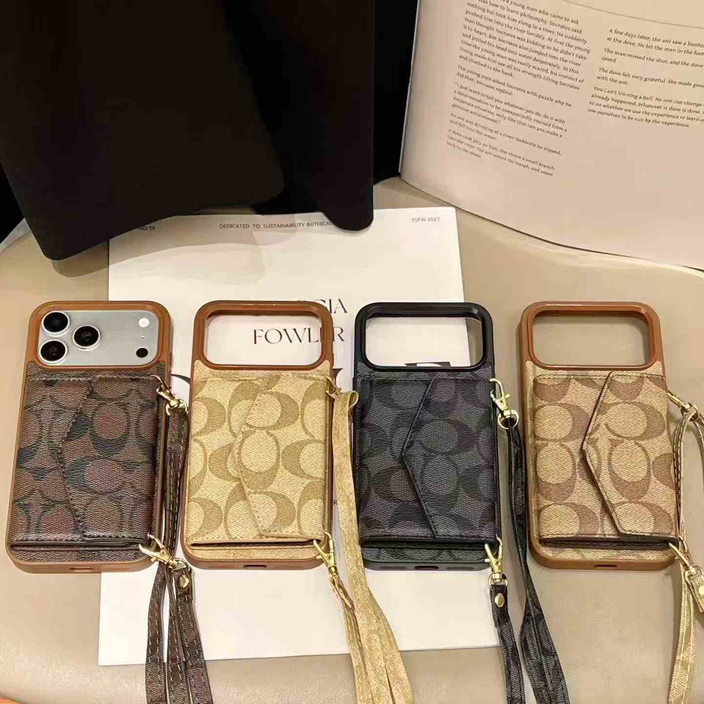 Vintage Printed Flip Wallet Phone Case With Detachable Adjustable Crossbody Strap For Vertical Foldable Phone
