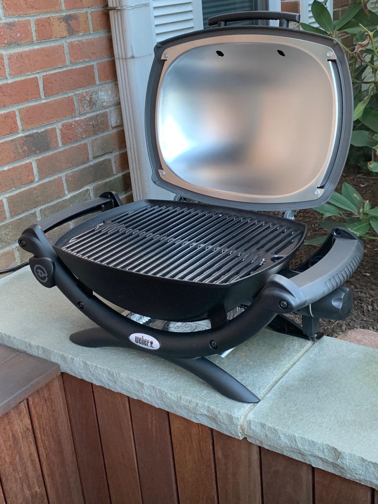 Weber Q1400 Electric Grill, Gray