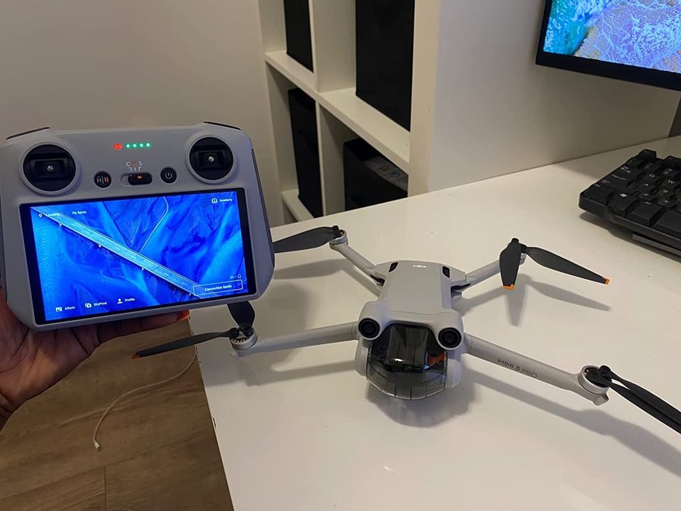 DJI Mini 3 Pro (DJI RC) – and Camera Drone with 4K60fps Video