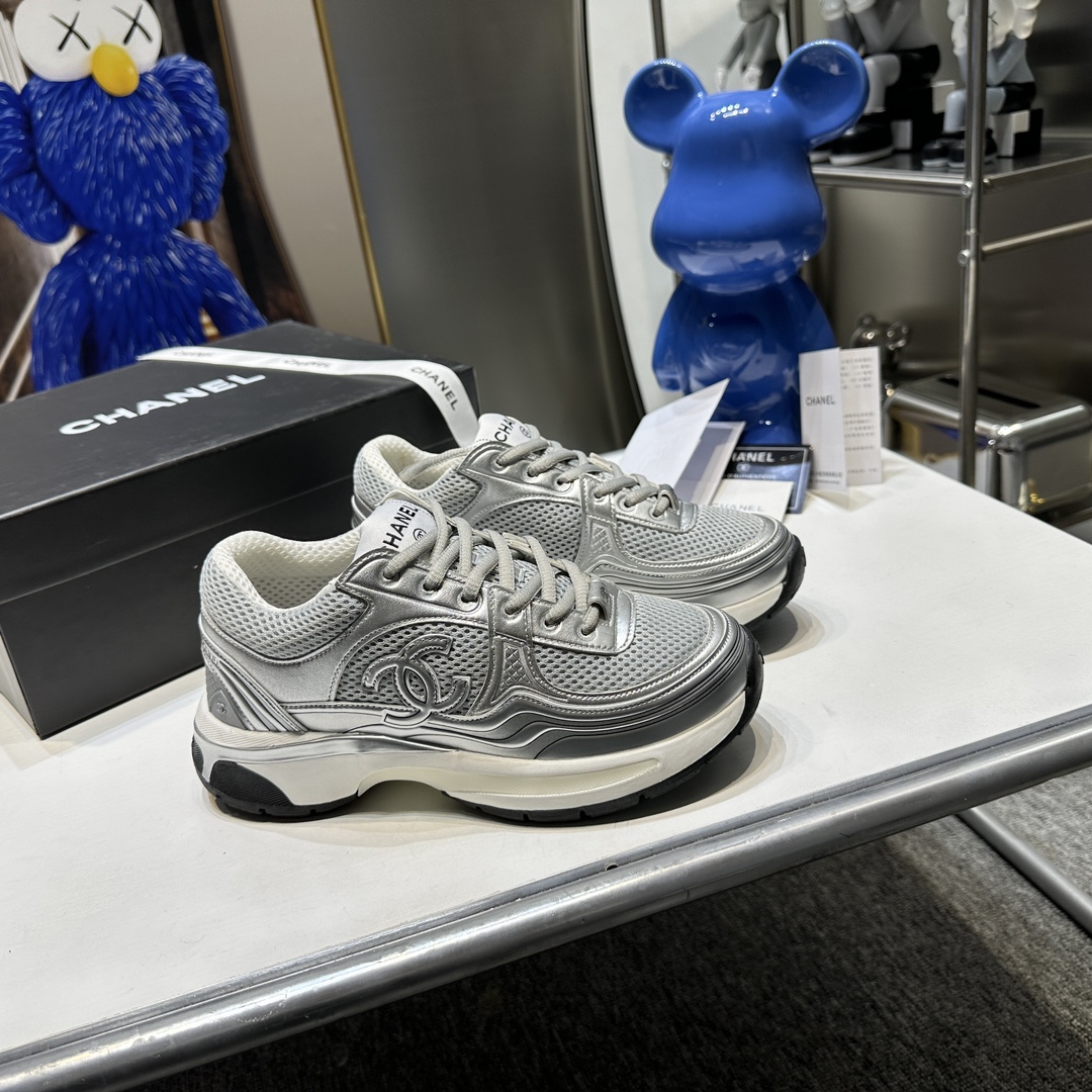 Chanel Chunky Low-Top Sneakers - Gold & Silver