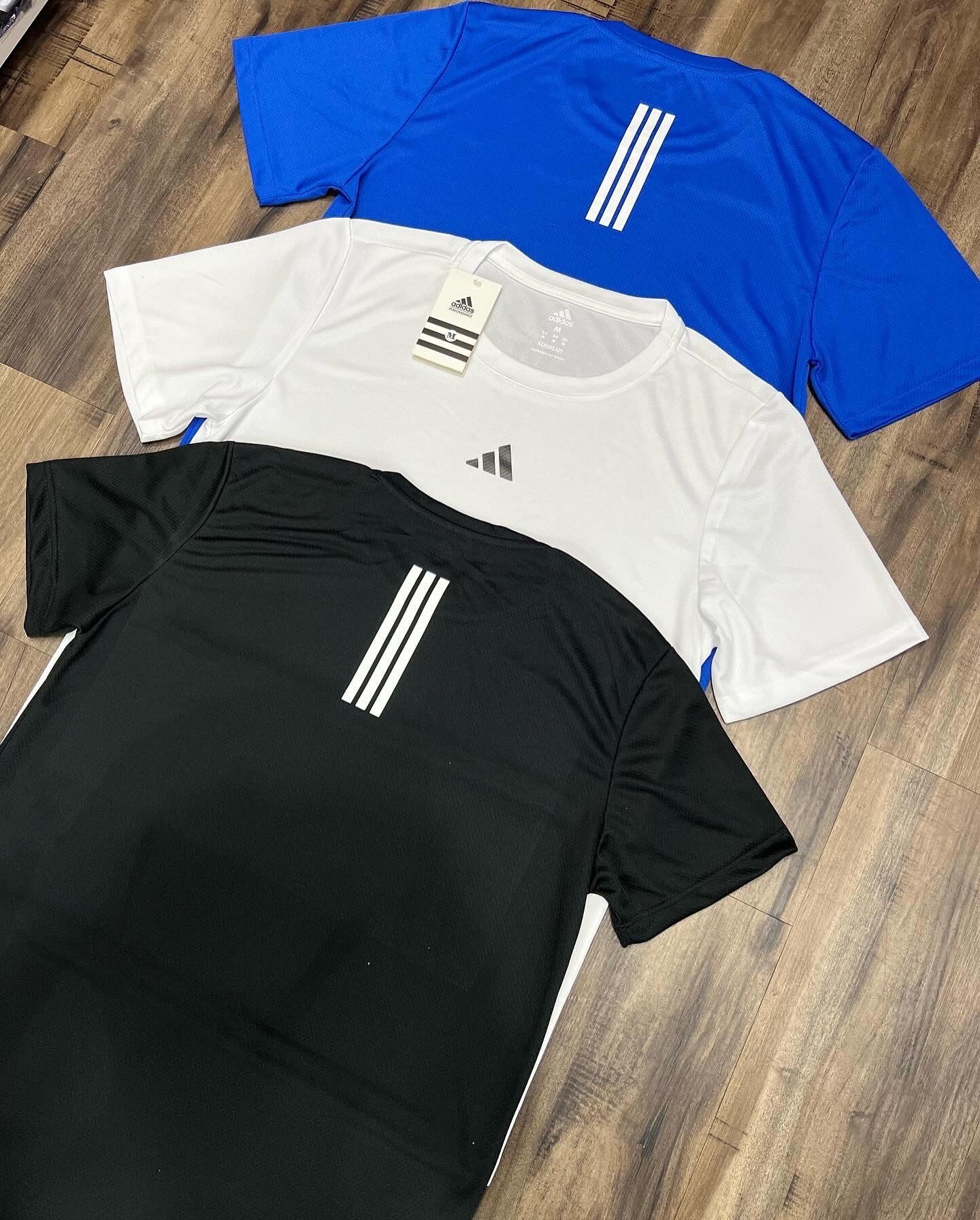 Kit com 3 camisetas dri-fit