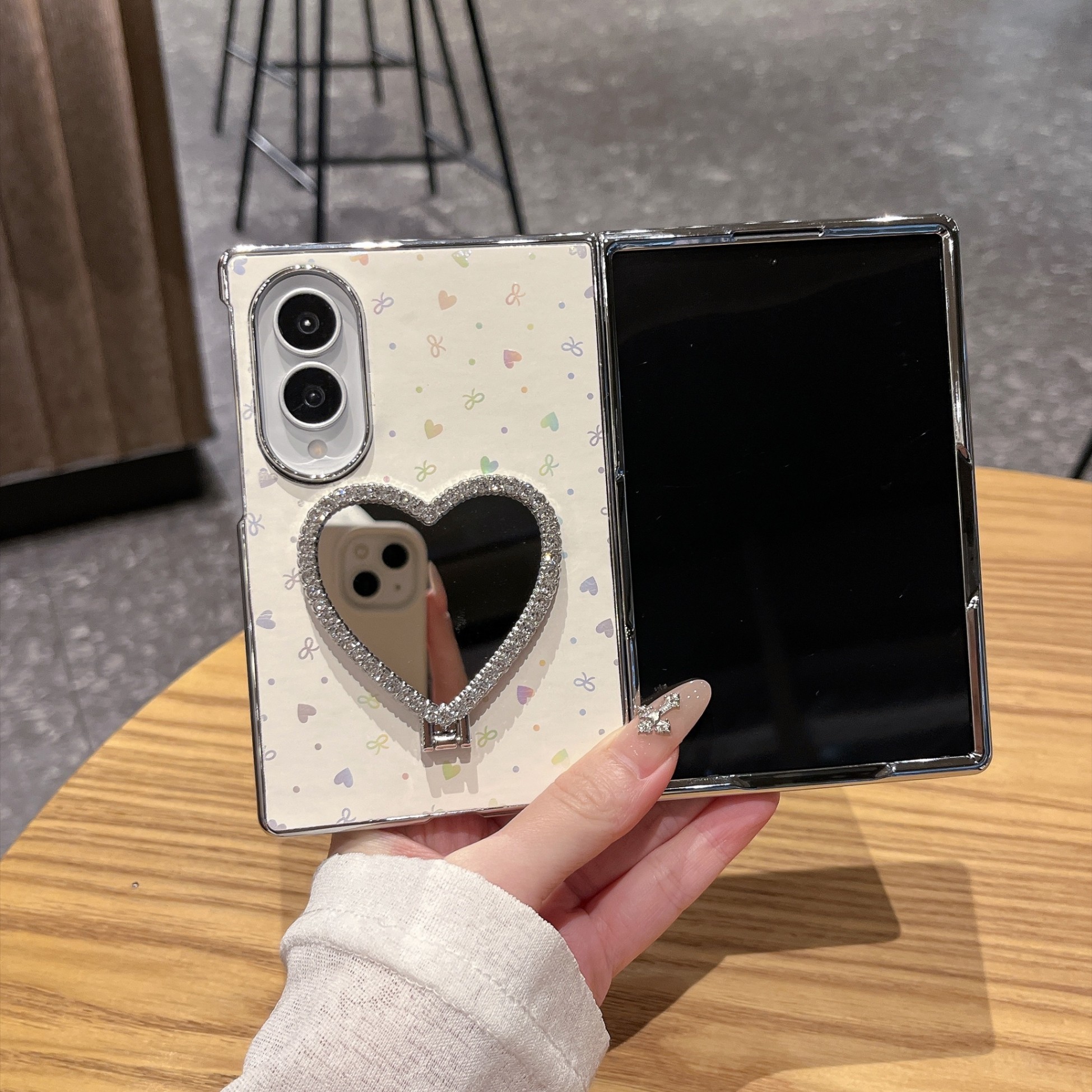 Galaxy Z Fold 8 Protective Case Glitter - back view