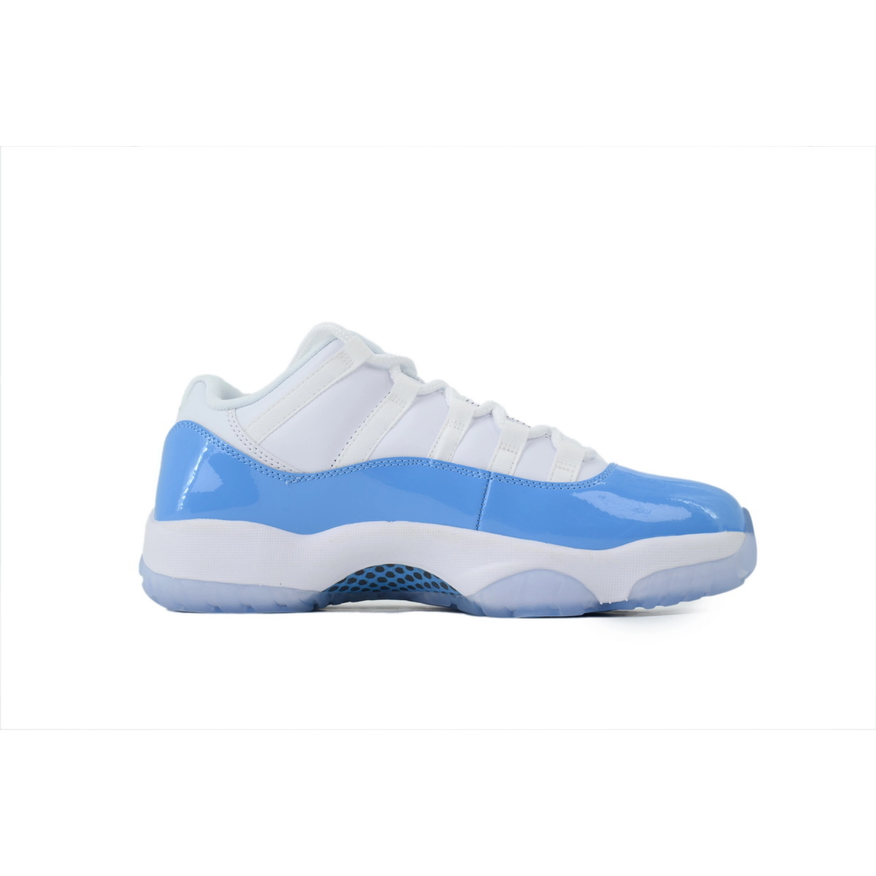 Air Jordan 11 Retro Low UNC (2026) FV5104-100