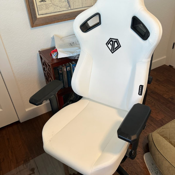 andaseaT Kaiser 3 PVC Leather PC & Racing Gaming Chair