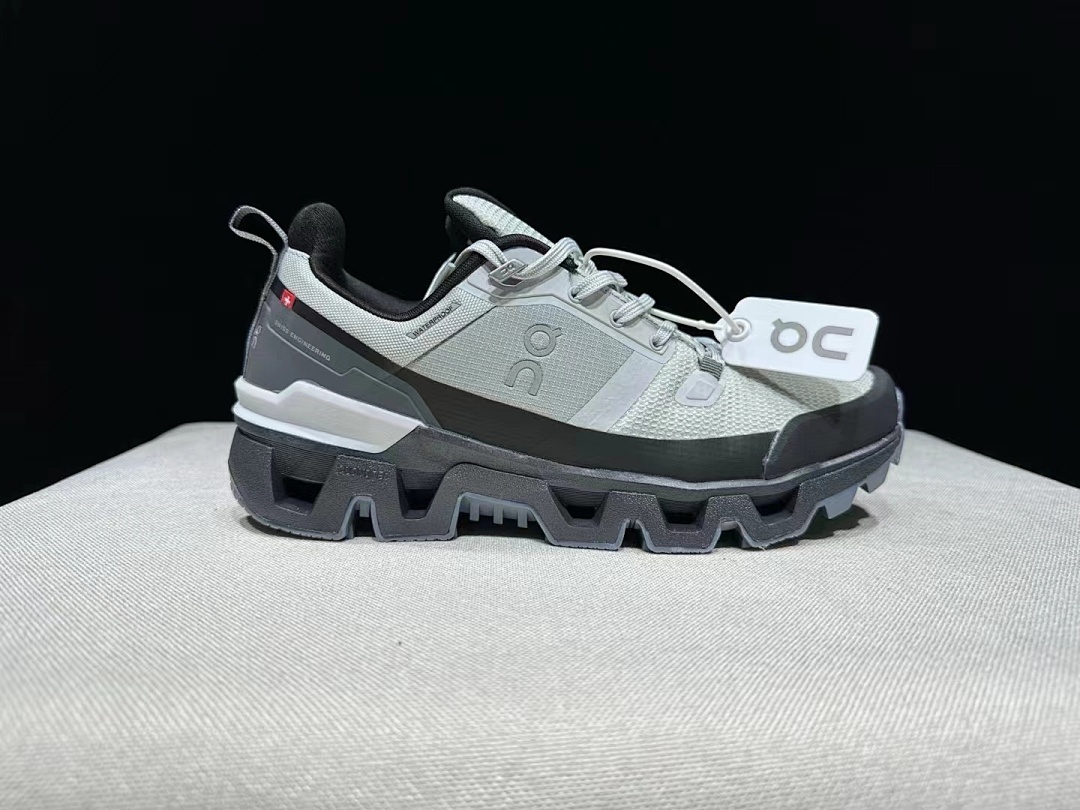 On Cloudwander Waterproof colour options
