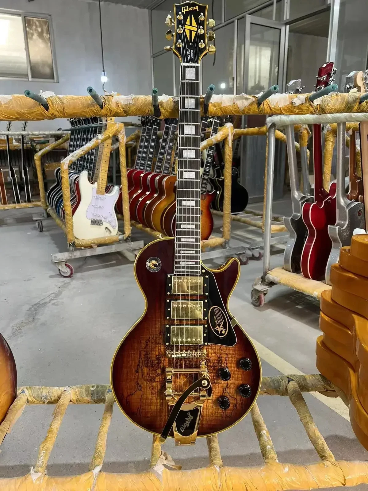 Electric Guitar,Mahogany Body Vintage Sunburst ColorDecayed Maple