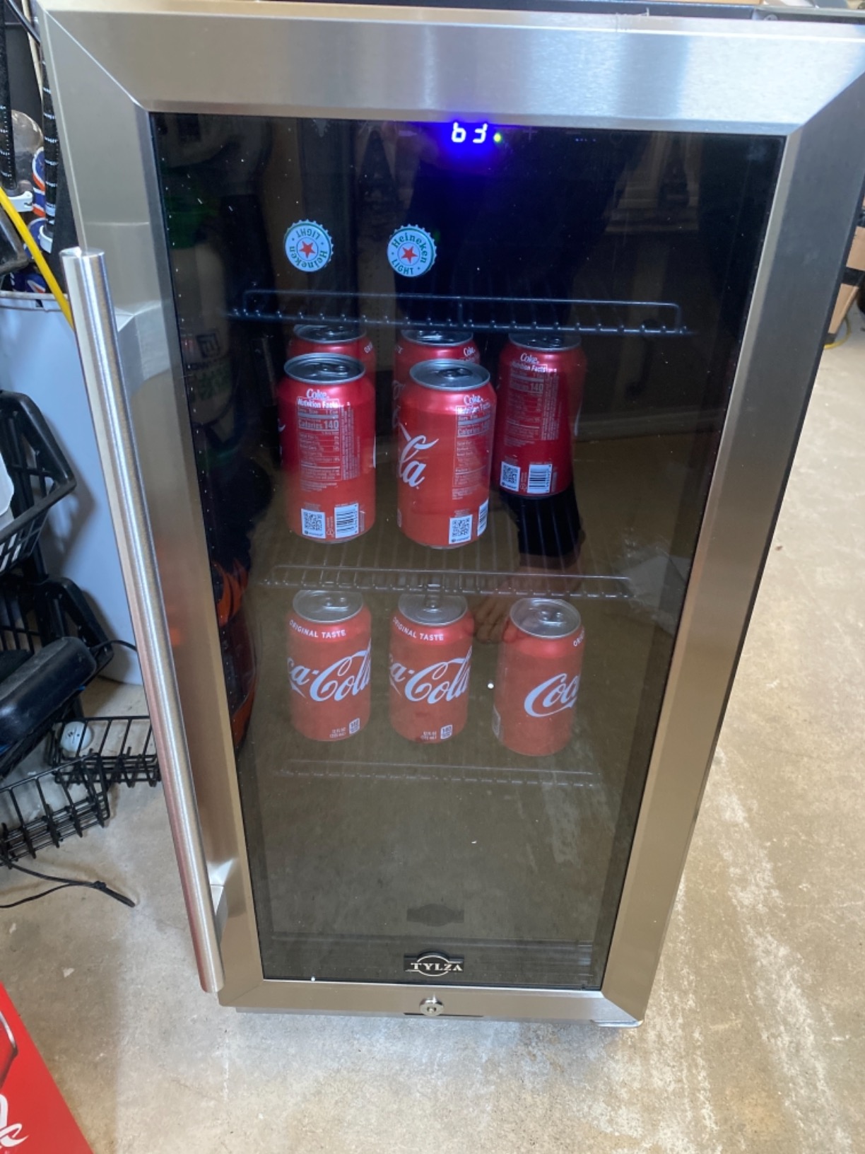 Tylza Beverage Refrigerator 24 Inch