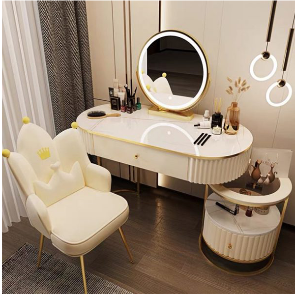 Cosmetic Dressing Table with Mirror