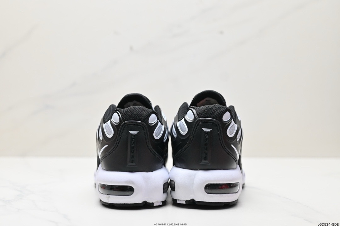 Air Max Plus Drift 69