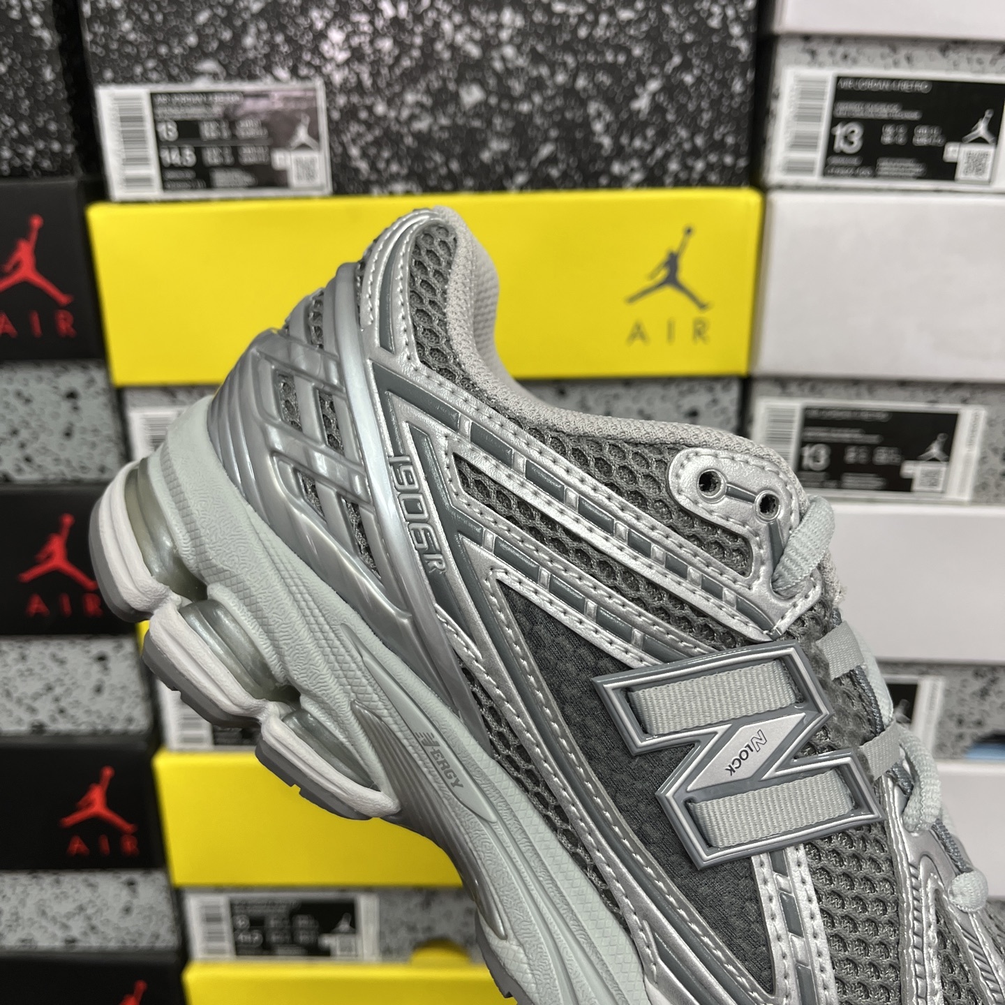 New Balance 1906 Sneakers detail 2