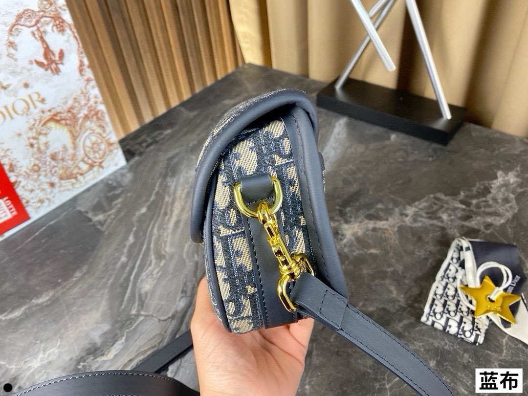 Dior Bobby East West underarm bag