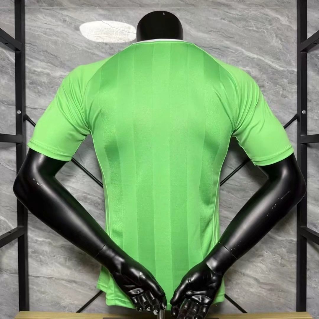 Arsenal Goalkeeper Jersey Fan Version 25/26