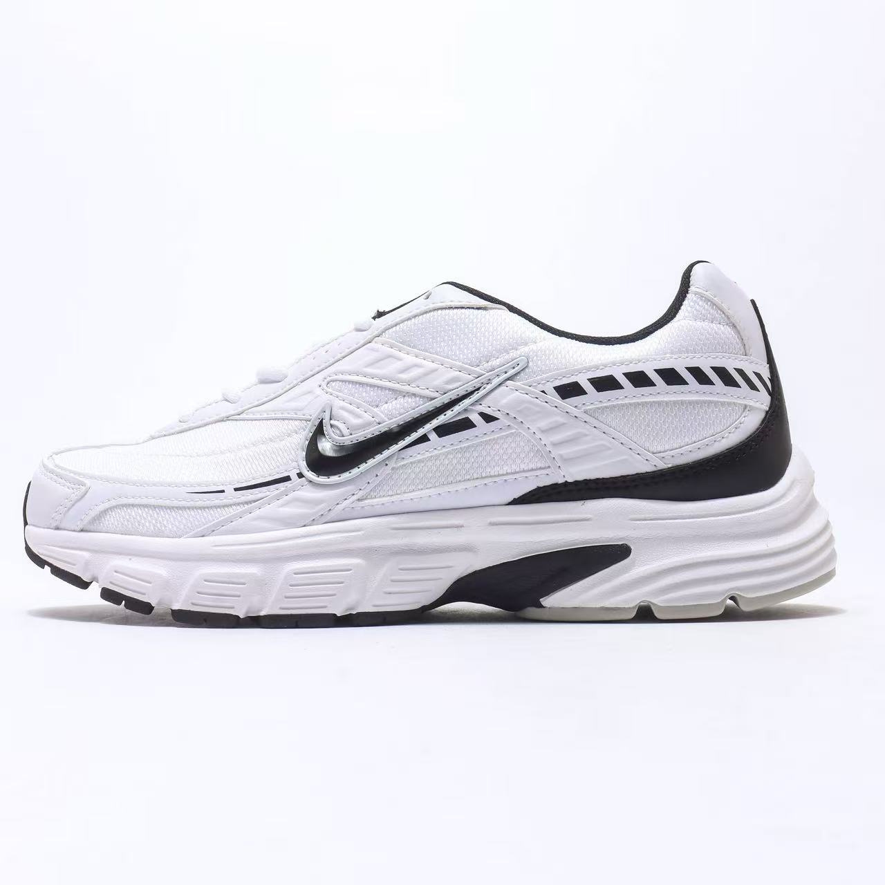 Nike Initiator