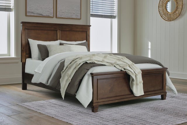 Lanolee / Fortman / Danabrin Panel Bed