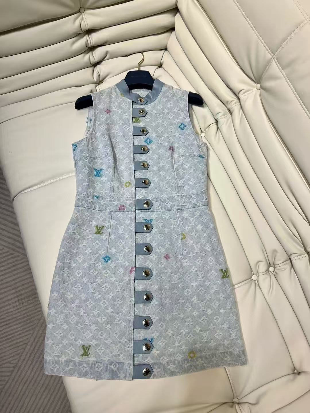 LV button denim dress
