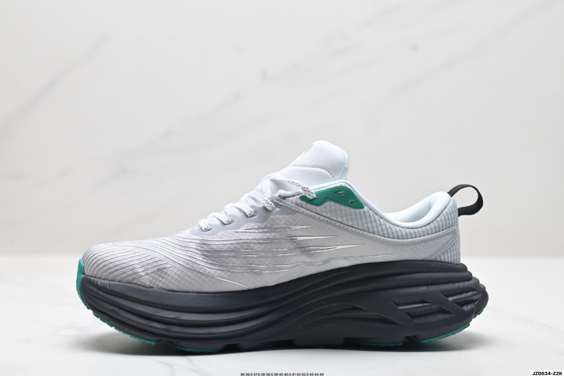 HOKA Bondi 8