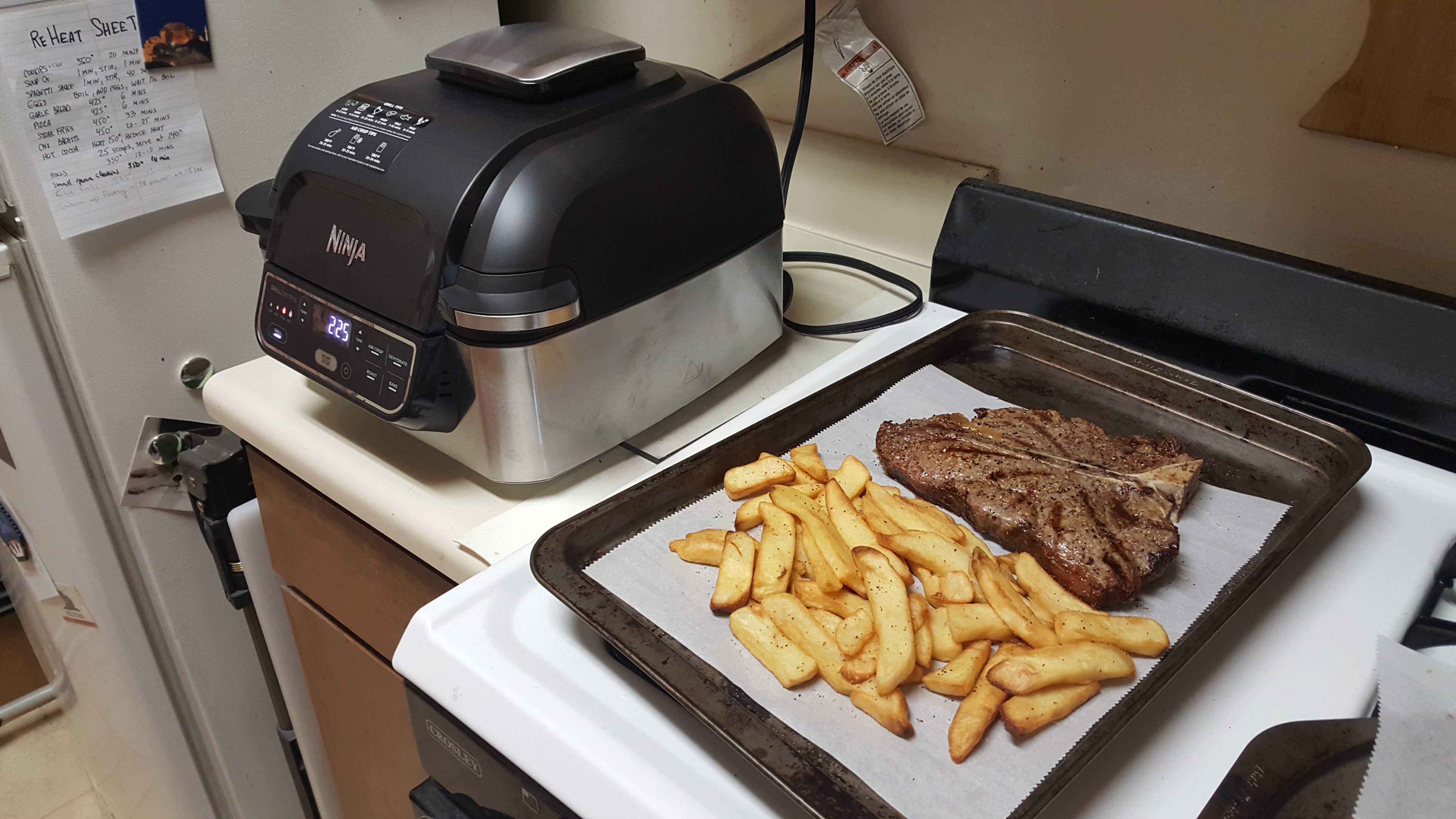 Ninja AG301 Foodi 5-in-1 Indoor Grill with Air Fry
