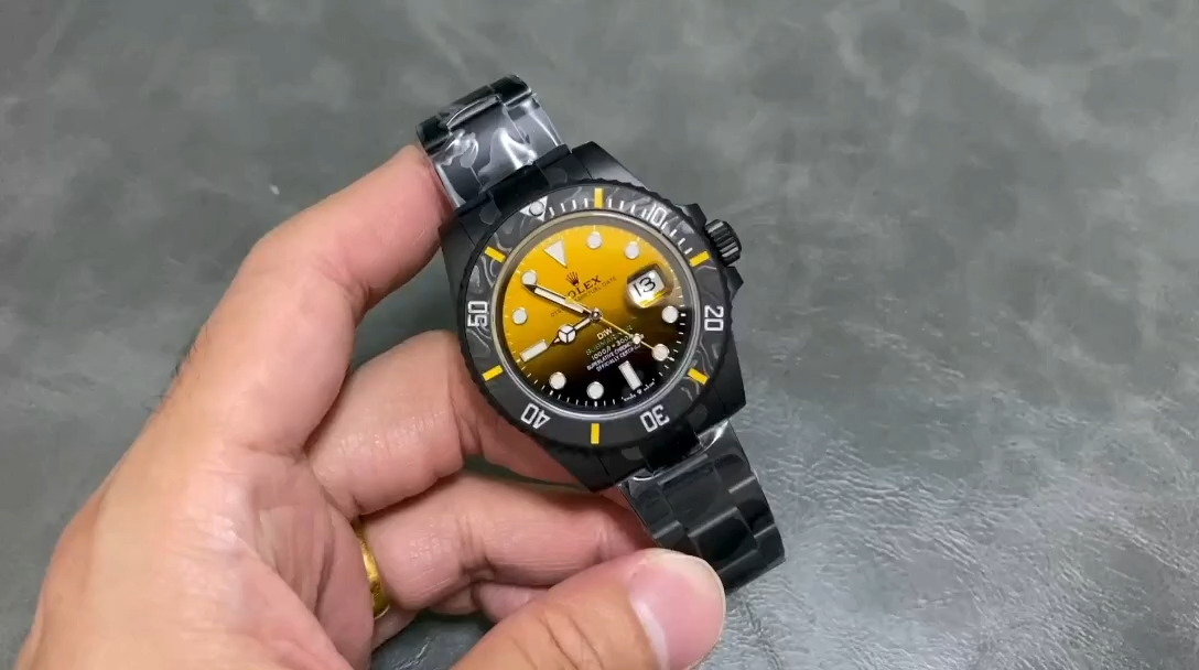 【Super Clone】Rolex Submariner 116610 PVD-DLC Stainless Steel Carbon Fiber Bezel Yellow & Black Dial