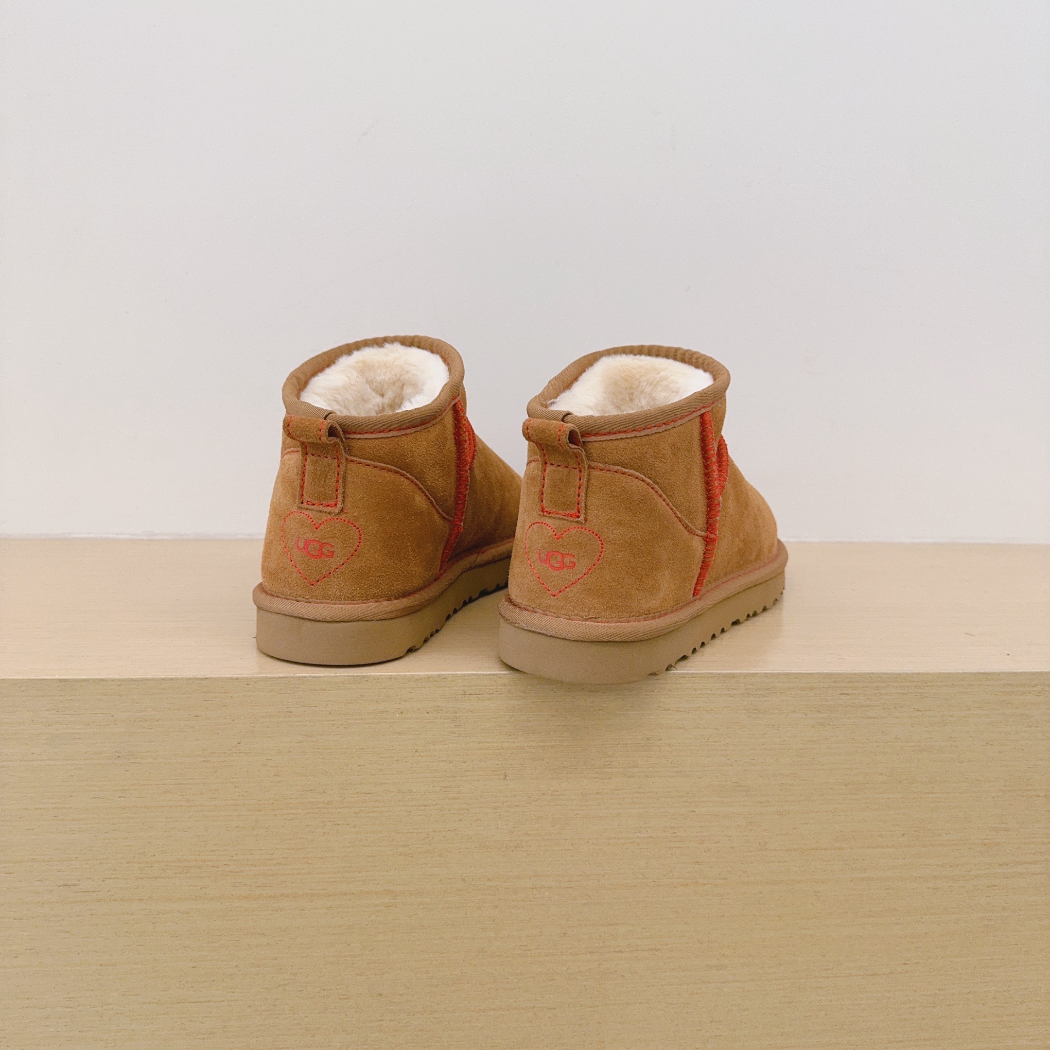 UGG Kids Footwear Style 027