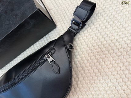 COACH Warren Belt Bag In Smooth Leather