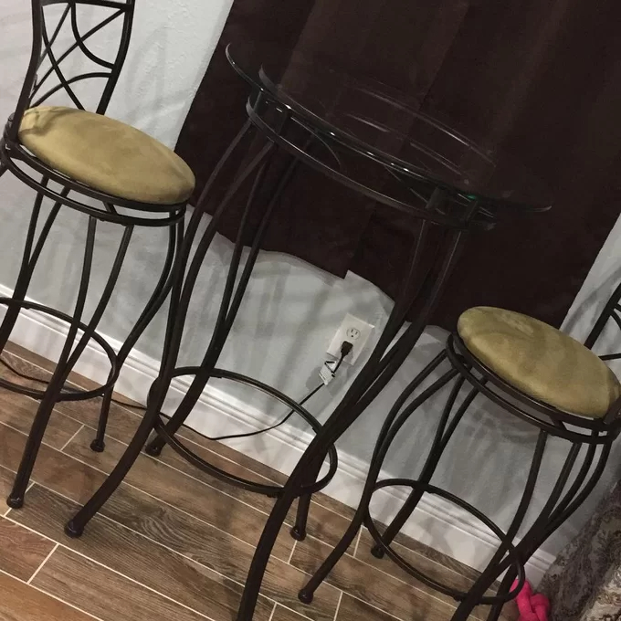 Fretwell 2 - Person Bar Height Dining Set