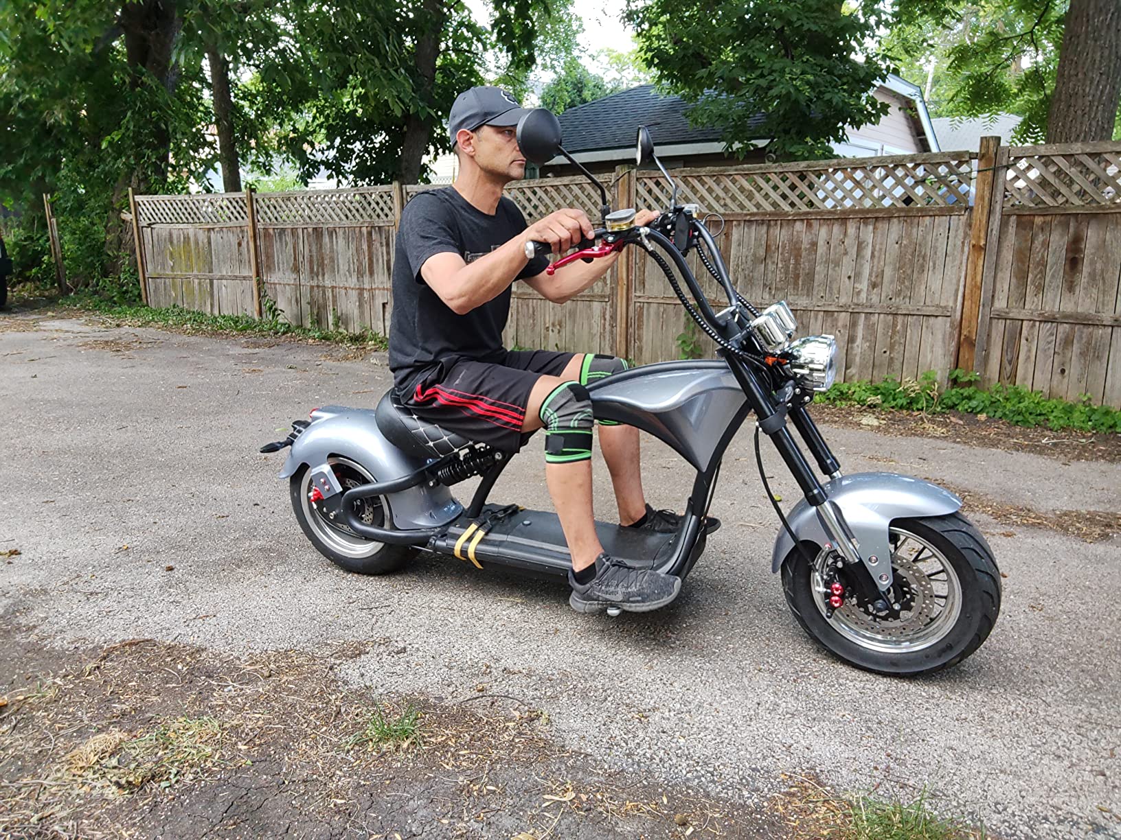 eAhora M1P 37Mph 2000W Electric Motorcycle for Adults