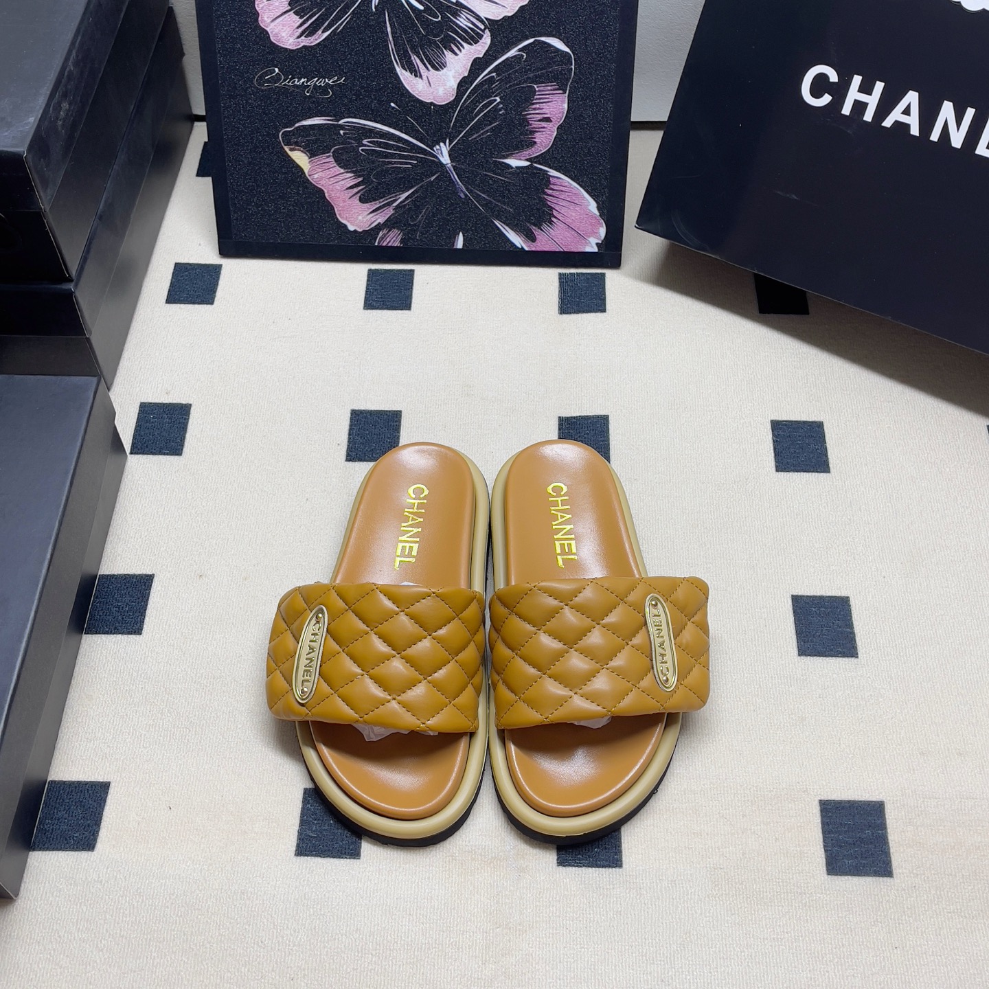 Chanel Quilted Flat Slide Sandals - Tan & White