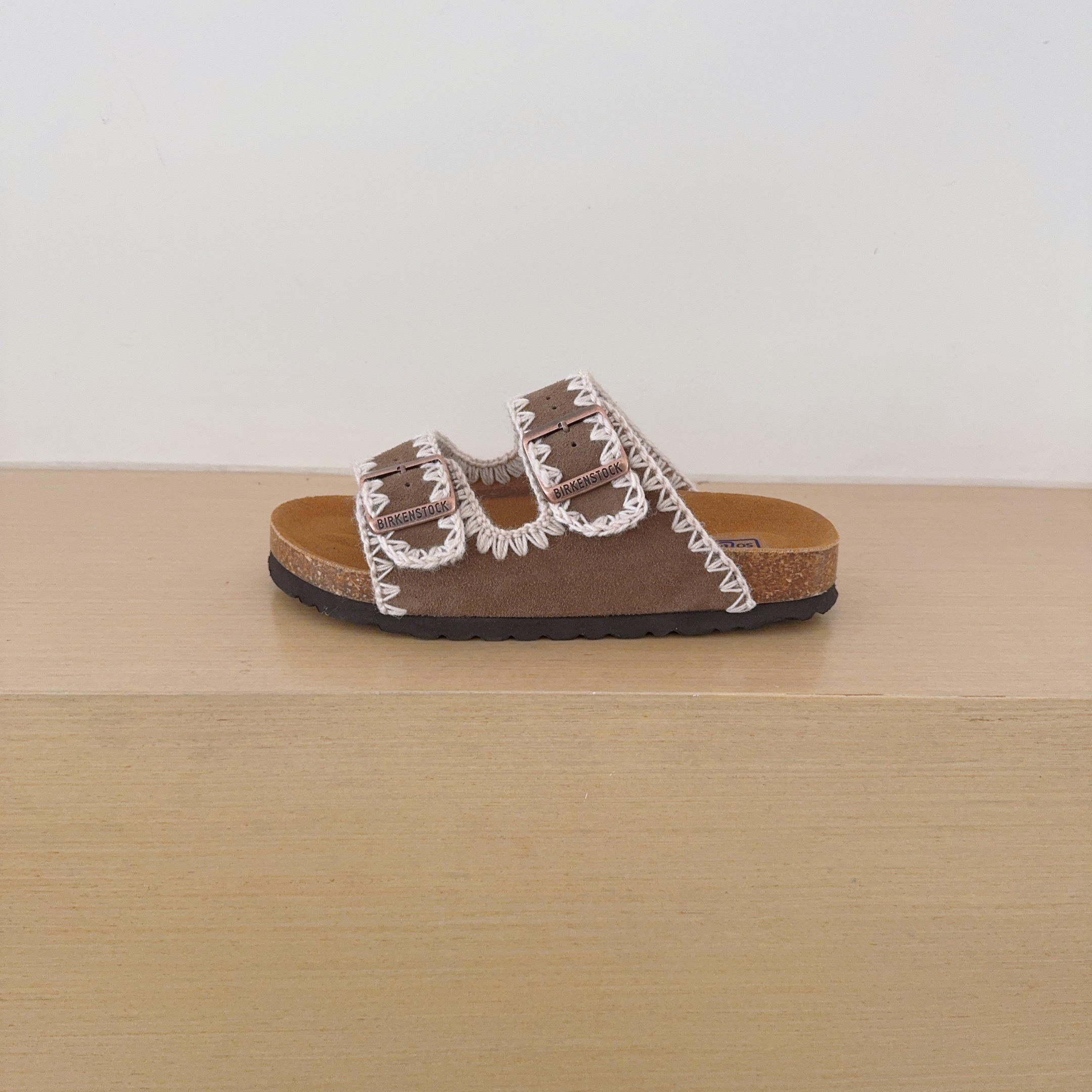 UGG Footwear Style 075